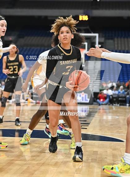 Thumbnail 2 in Memorial vs Amarillo (UIL 5A State Semifinal) photogallery.