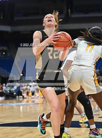 Thumbnail 2 in Memorial vs Amarillo (UIL 5A State Semifinal) photogallery.