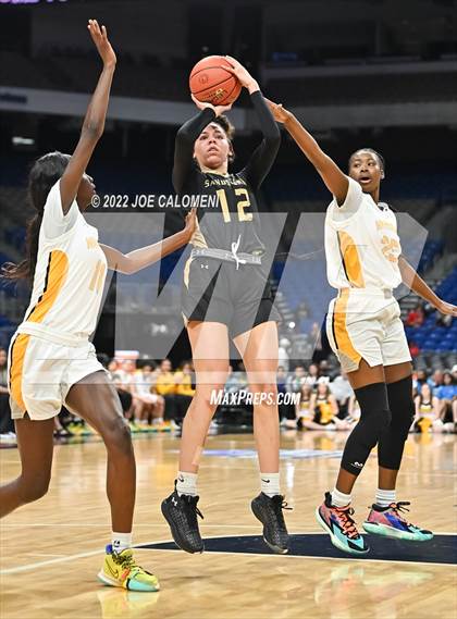 Thumbnail 3 in Memorial vs Amarillo (UIL 5A State Semifinal) photogallery.