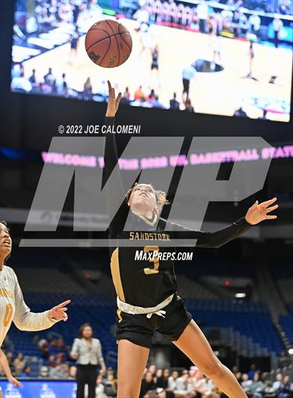 Thumbnail 2 in Memorial vs Amarillo (UIL 5A State Semifinal) photogallery.