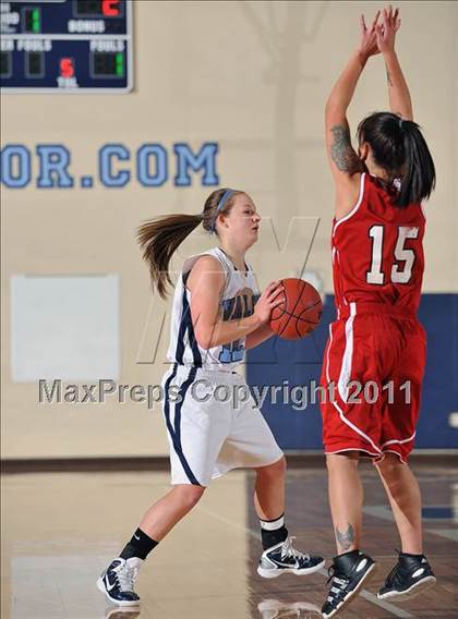 Thumbnail 3 in Valor Christian vs. Arvada photogallery.