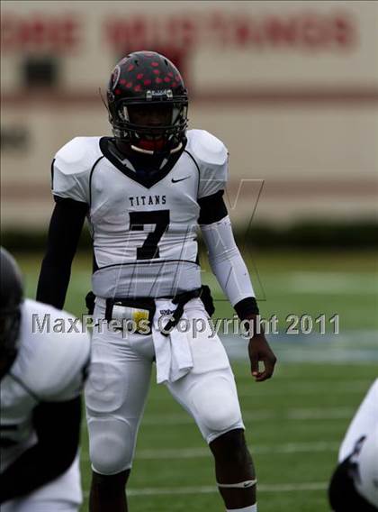Thumbnail 1 in Pasadena Memorial vs Port Arthur Memorial (5A Region 3 Bi-District Playoffs) photogallery.