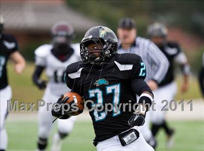 Thumbnail 3 in Pasadena Memorial vs Port Arthur Memorial (5A Region 3 Bi-District Playoffs) photogallery.