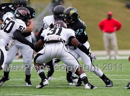 Thumbnail 3 in Pasadena Memorial vs Port Arthur Memorial (5A Region 3 Bi-District Playoffs) photogallery.
