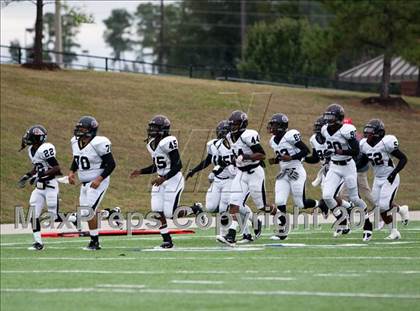 Thumbnail 2 in Pasadena Memorial vs Port Arthur Memorial (5A Region 3 Bi-District Playoffs) photogallery.