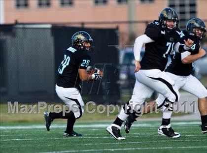 Thumbnail 1 in Pasadena Memorial vs Port Arthur Memorial (5A Region 3 Bi-District Playoffs) photogallery.