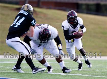 Thumbnail 3 in Pasadena Memorial vs Port Arthur Memorial (5A Region 3 Bi-District Playoffs) photogallery.