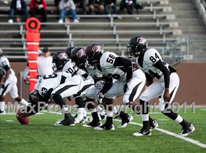 Thumbnail 1 in Pasadena Memorial vs Port Arthur Memorial (5A Region 3 Bi-District Playoffs) photogallery.