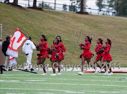 Thumbnail 3 in Pasadena Memorial vs Port Arthur Memorial (5A Region 3 Bi-District Playoffs) photogallery.