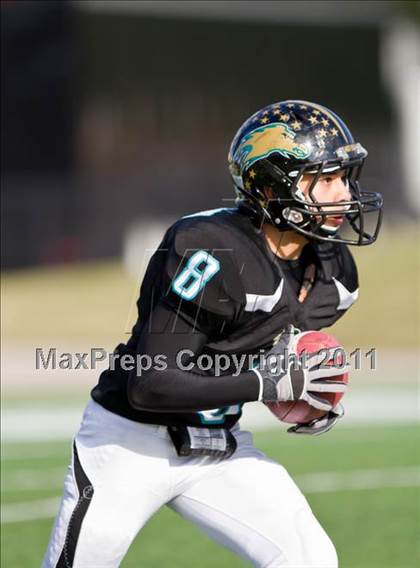 Thumbnail 2 in Pasadena Memorial vs Port Arthur Memorial (5A Region 3 Bi-District Playoffs) photogallery.