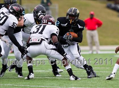 Thumbnail 2 in Pasadena Memorial vs Port Arthur Memorial (5A Region 3 Bi-District Playoffs) photogallery.
