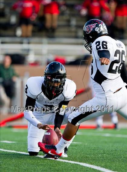 Thumbnail 3 in Pasadena Memorial vs Port Arthur Memorial (5A Region 3 Bi-District Playoffs) photogallery.