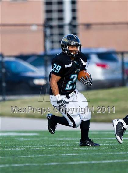 Thumbnail 2 in Pasadena Memorial vs Port Arthur Memorial (5A Region 3 Bi-District Playoffs) photogallery.