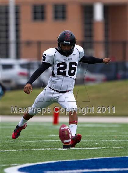 Thumbnail 1 in Pasadena Memorial vs Port Arthur Memorial (5A Region 3 Bi-District Playoffs) photogallery.