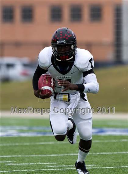 Thumbnail 3 in Pasadena Memorial vs Port Arthur Memorial (5A Region 3 Bi-District Playoffs) photogallery.