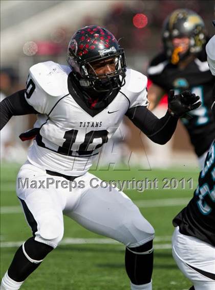 Thumbnail 1 in Pasadena Memorial vs Port Arthur Memorial (5A Region 3 Bi-District Playoffs) photogallery.