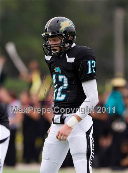 Thumbnail 1 in Pasadena Memorial vs Port Arthur Memorial (5A Region 3 Bi-District Playoffs) photogallery.