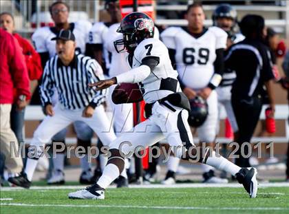 Thumbnail 3 in Pasadena Memorial vs Port Arthur Memorial (5A Region 3 Bi-District Playoffs) photogallery.