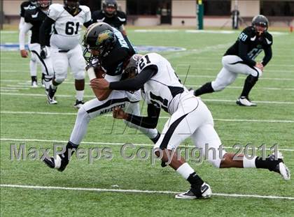 Thumbnail 1 in Pasadena Memorial vs Port Arthur Memorial (5A Region 3 Bi-District Playoffs) photogallery.