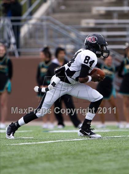 Thumbnail 3 in Pasadena Memorial vs Port Arthur Memorial (5A Region 3 Bi-District Playoffs) photogallery.