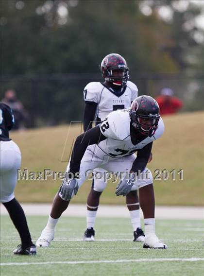 Thumbnail 1 in Pasadena Memorial vs Port Arthur Memorial (5A Region 3 Bi-District Playoffs) photogallery.