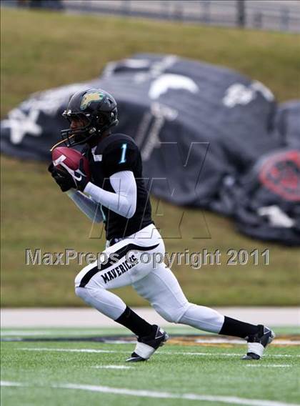 Thumbnail 3 in Pasadena Memorial vs Port Arthur Memorial (5A Region 3 Bi-District Playoffs) photogallery.