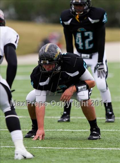 Thumbnail 2 in Pasadena Memorial vs Port Arthur Memorial (5A Region 3 Bi-District Playoffs) photogallery.