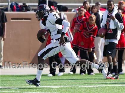 Thumbnail 2 in Pasadena Memorial vs Port Arthur Memorial (5A Region 3 Bi-District Playoffs) photogallery.