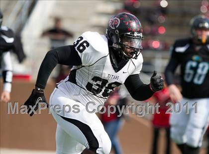 Thumbnail 3 in Pasadena Memorial vs Port Arthur Memorial (5A Region 3 Bi-District Playoffs) photogallery.