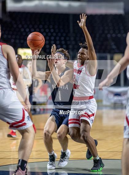 Thumbnail 3 in Kennedy Catholic vs. Olympia photogallery.