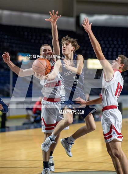Thumbnail 1 in Kennedy Catholic vs. Olympia photogallery.