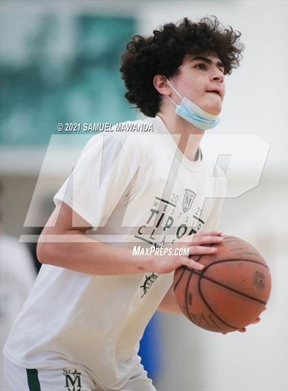 Thumbnail 3 in St. Monica vs Windward (West Side Tip Off Classic) photogallery.