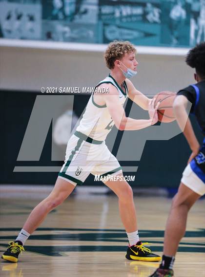 Thumbnail 2 in St. Monica vs Windward (West Side Tip Off Classic) photogallery.