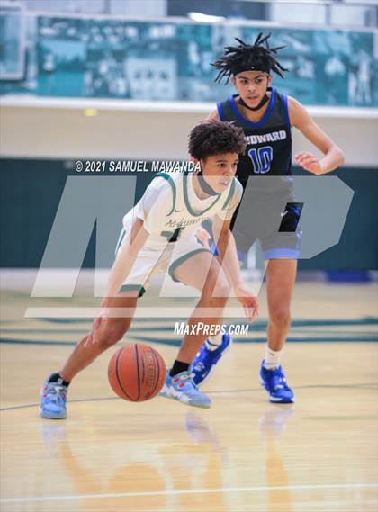 Thumbnail 1 in St. Monica vs Windward (West Side Tip Off Classic) photogallery.