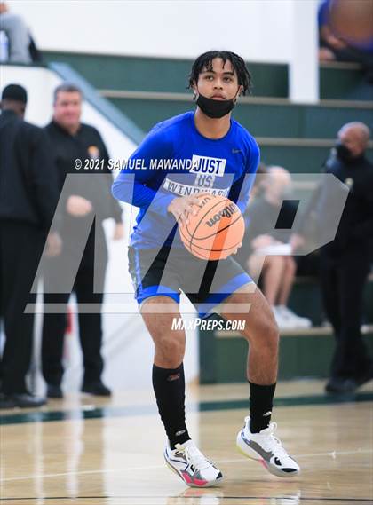 Thumbnail 1 in St. Monica vs Windward (West Side Tip Off Classic) photogallery.