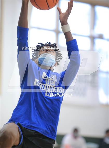 Thumbnail 2 in St. Monica vs Windward (West Side Tip Off Classic) photogallery.