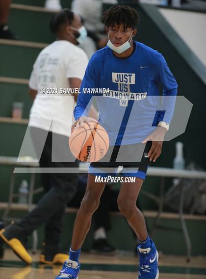 Thumbnail 2 in St. Monica vs Windward (West Side Tip Off Classic) photogallery.
