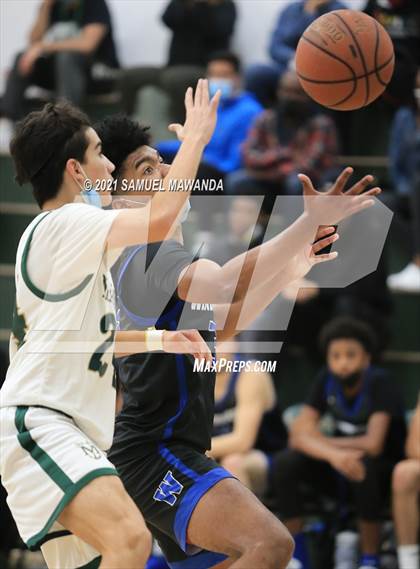 Thumbnail 1 in St. Monica vs Windward (West Side Tip Off Classic) photogallery.