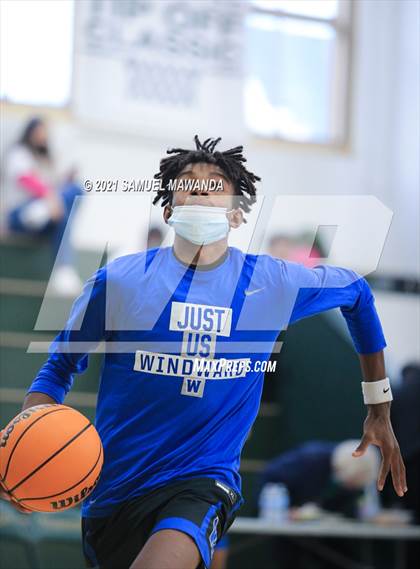 Thumbnail 1 in St. Monica vs Windward (West Side Tip Off Classic) photogallery.