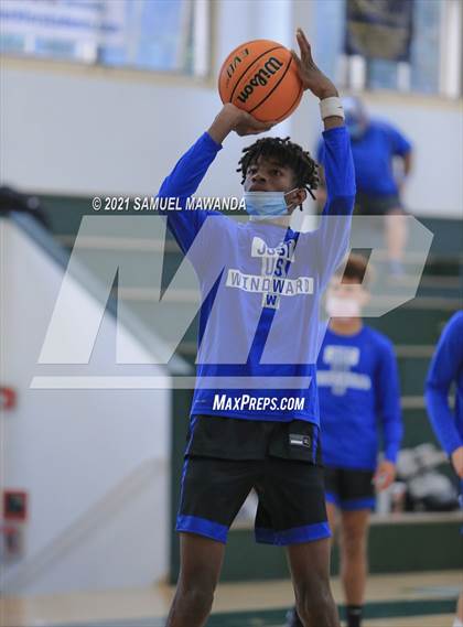 Thumbnail 2 in St. Monica vs Windward (West Side Tip Off Classic) photogallery.