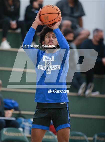 Thumbnail 1 in St. Monica vs Windward (West Side Tip Off Classic) photogallery.