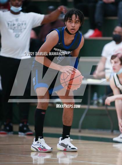 Thumbnail 2 in St. Monica vs Windward (West Side Tip Off Classic) photogallery.