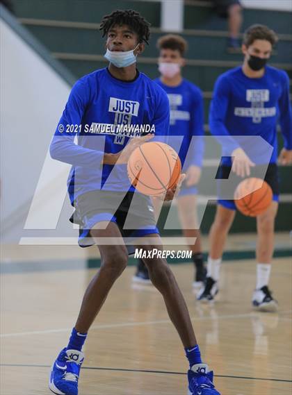 Thumbnail 1 in St. Monica vs Windward (West Side Tip Off Classic) photogallery.