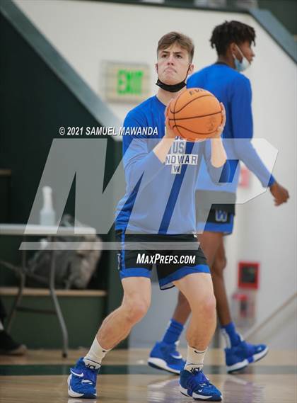 Thumbnail 1 in St. Monica vs Windward (West Side Tip Off Classic) photogallery.