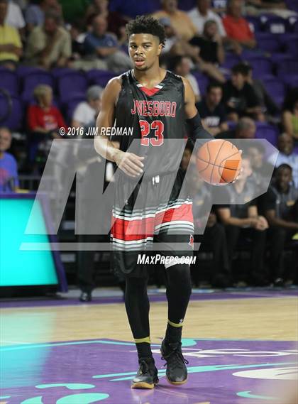 Thumbnail 2 in Jonesboro vs. Montverde Academy (City of Palms Classic) photogallery.