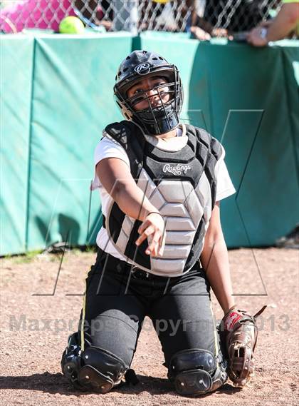 Thumbnail 1 in Pinkston [L. G.] @ Adams [Bryan] (UIL 4A Bi-District Playoff) photogallery.