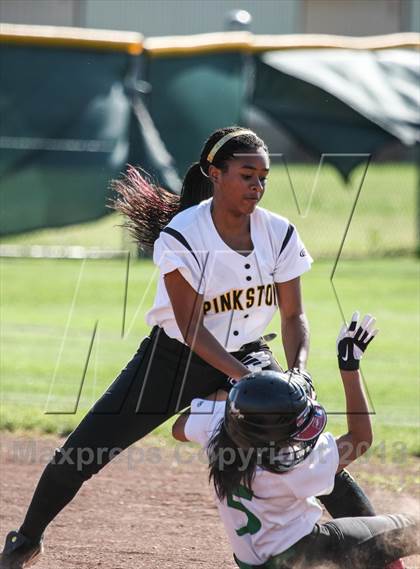 Thumbnail 2 in Pinkston [L. G.] @ Adams [Bryan] (UIL 4A Bi-District Playoff) photogallery.