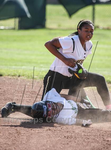 Thumbnail 3 in Pinkston [L. G.] @ Adams [Bryan] (UIL 4A Bi-District Playoff) photogallery.