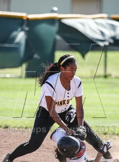 Thumbnail 3 in Pinkston [L. G.] @ Adams [Bryan] (UIL 4A Bi-District Playoff) photogallery.