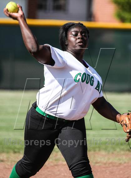 Thumbnail 3 in Pinkston [L. G.] @ Adams [Bryan] (UIL 4A Bi-District Playoff) photogallery.